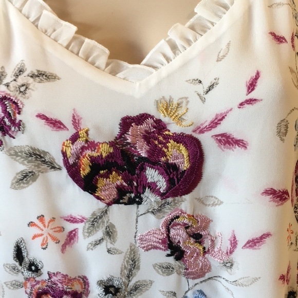 WHBM Floral Embroidered Cami. D/4/A148 - Picture 5 of 8